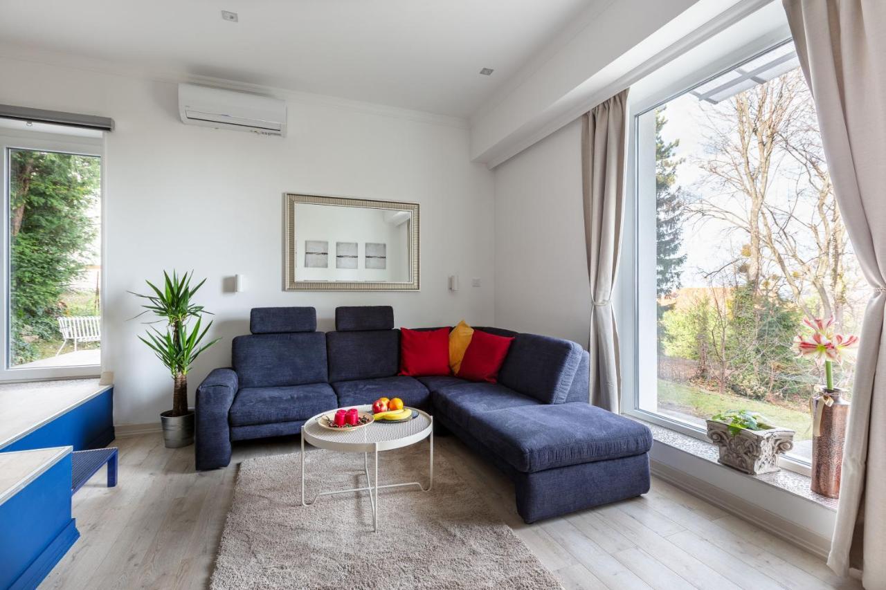 Panoramic Comfort In The Luxurious Green District! Budapest Exterior photo