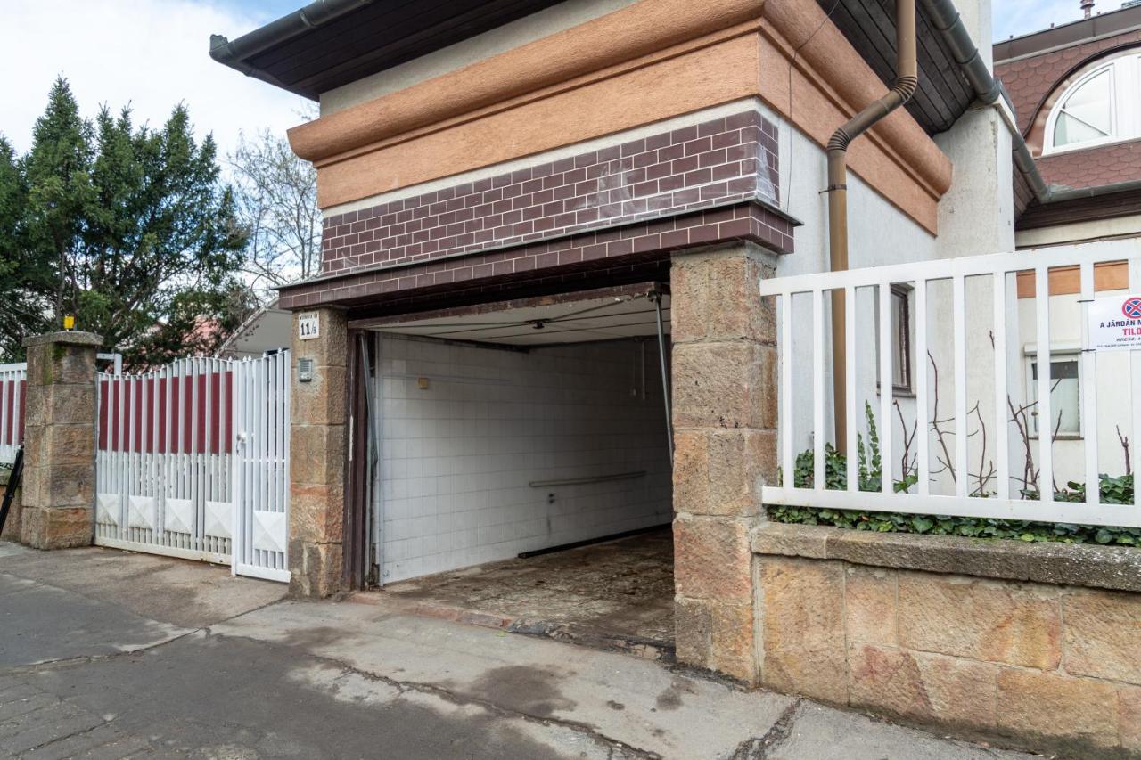 Panoramic Comfort In The Luxurious Green District! Budapest Exterior photo