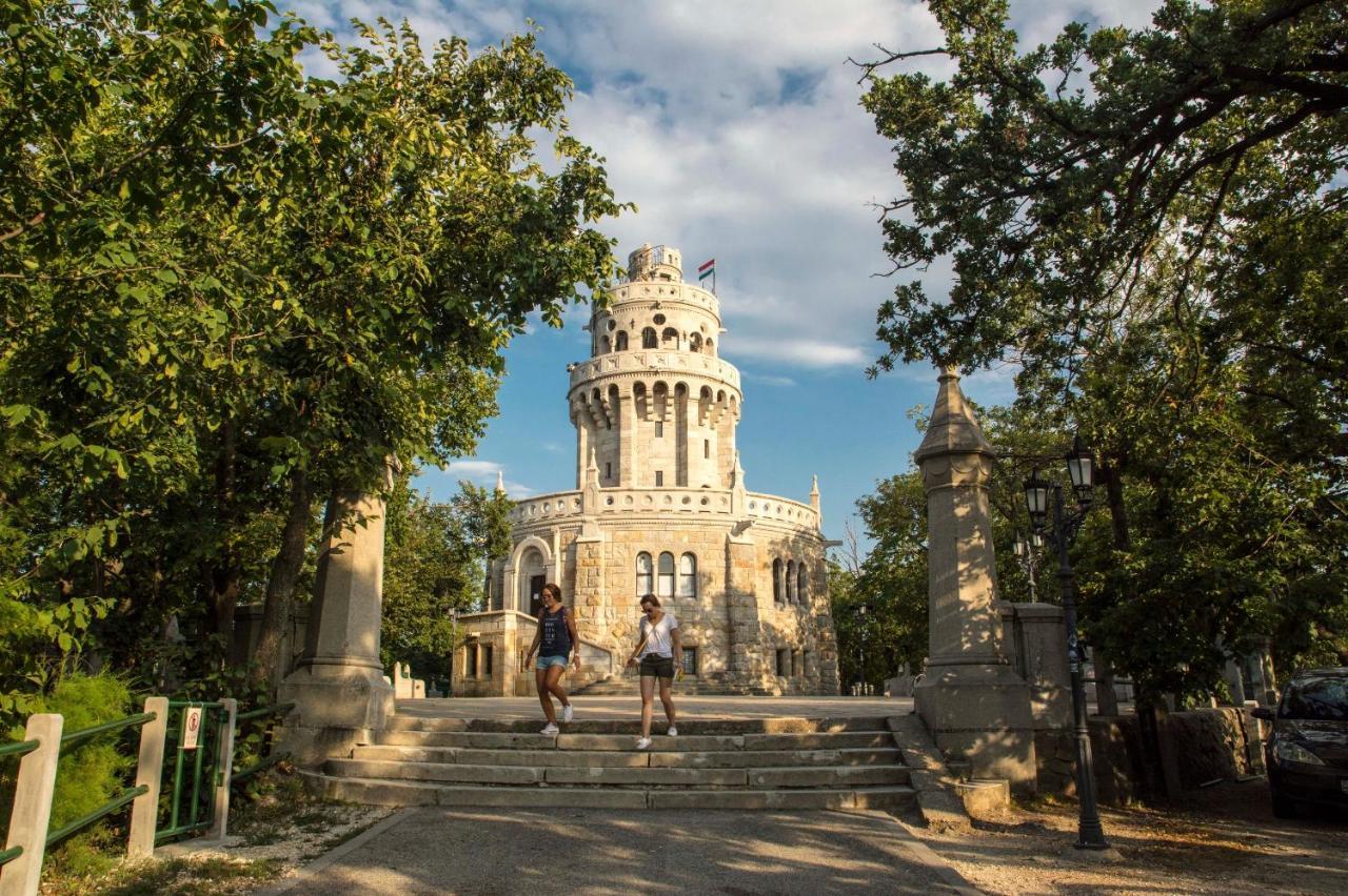 Panoramic Comfort In The Luxurious Green District! Budapest Exterior photo